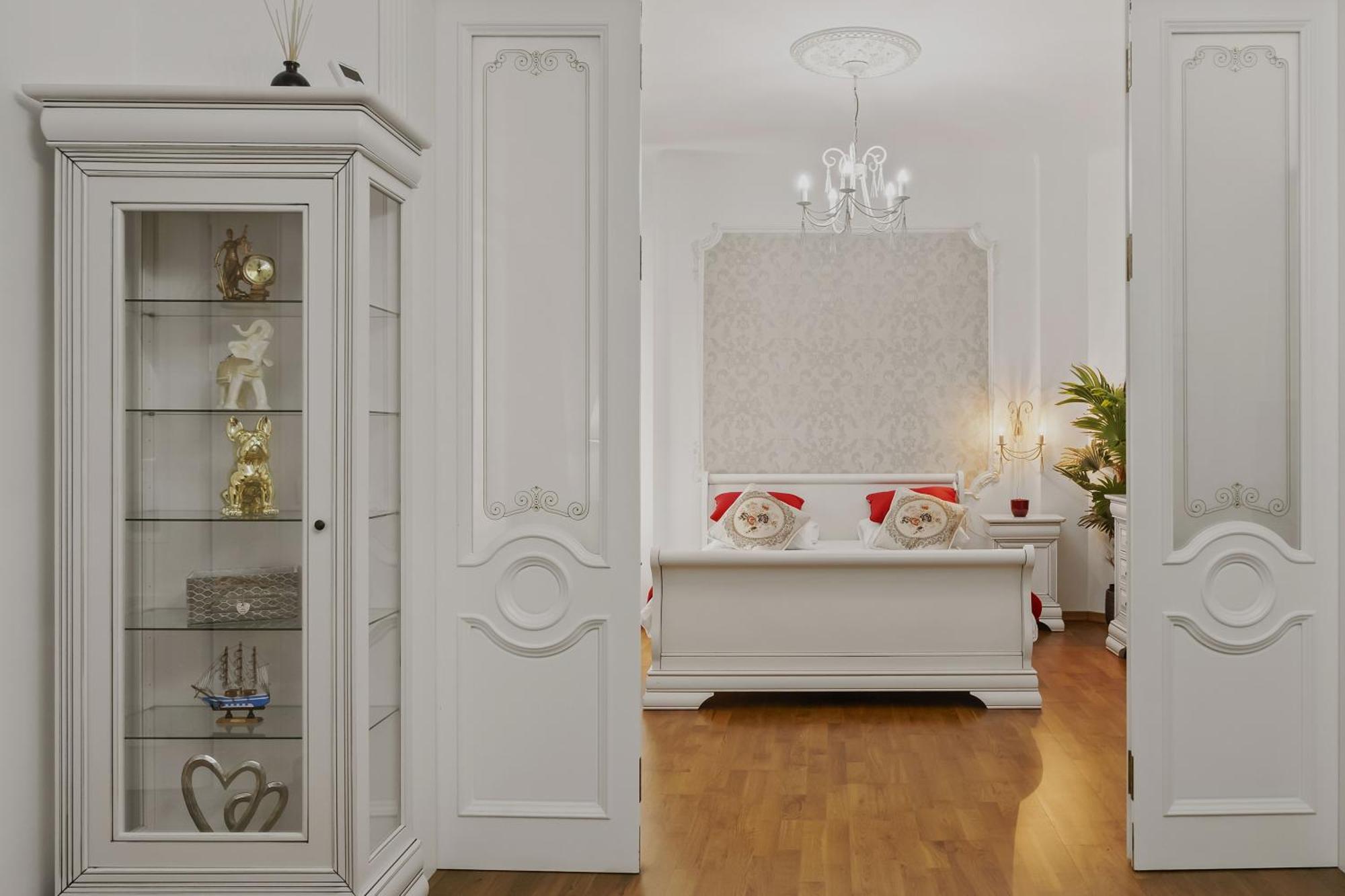 Sweet Luxury Three Rooms Apartment City Center Universitate Bucharest Luaran gambar