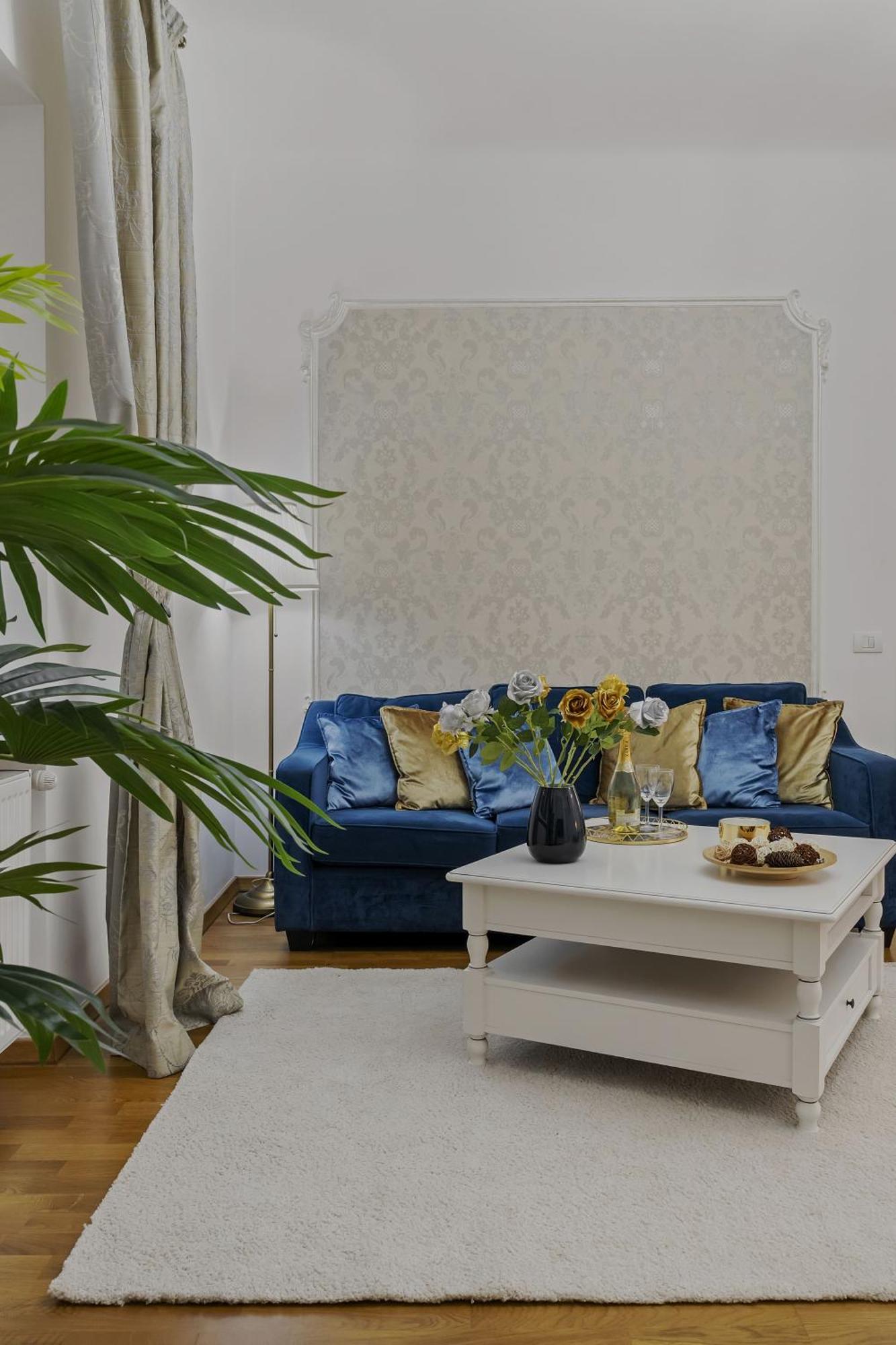 Sweet Luxury Three Rooms Apartment City Center Universitate Bucharest Luaran gambar
