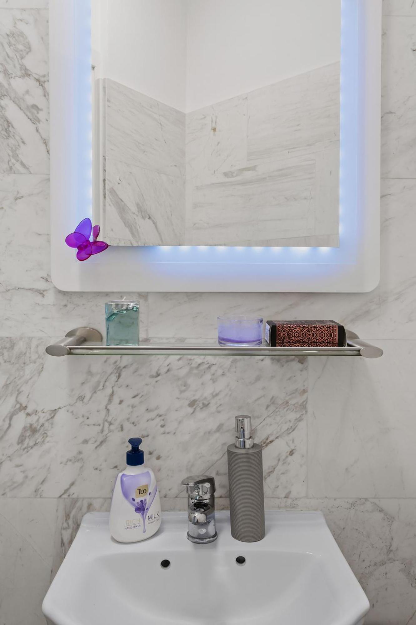 Sweet Luxury Three Rooms Apartment City Center Universitate Bucharest Luaran gambar